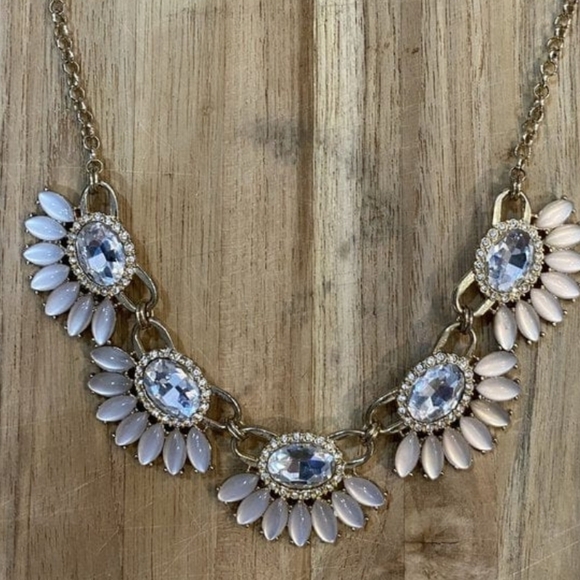 Elegant Gold and Purple Jeweled Floral Necklace - Picture 2 of 6